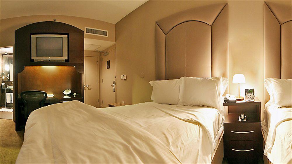 The Sam Houston Hotel, Curio Collection By Hilton Exterior photo